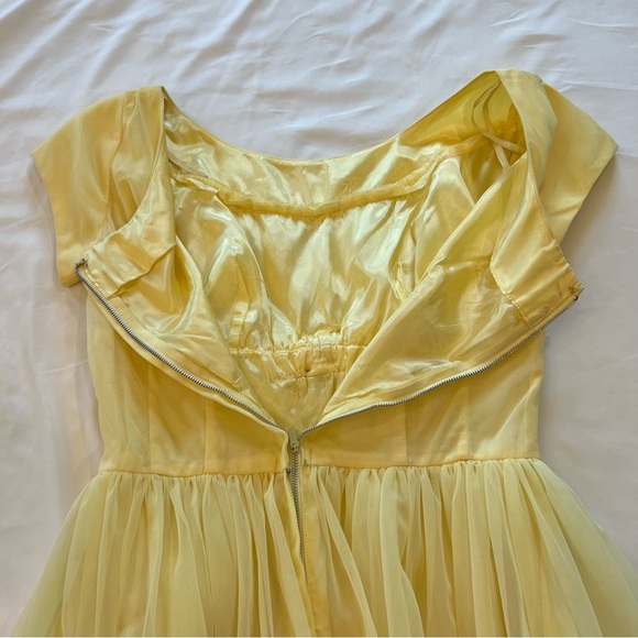 Vintage Pale Yellow Fit & Flare Spring Cocktail Union Made Dress Size 6 EUC - Picture 9 of 14